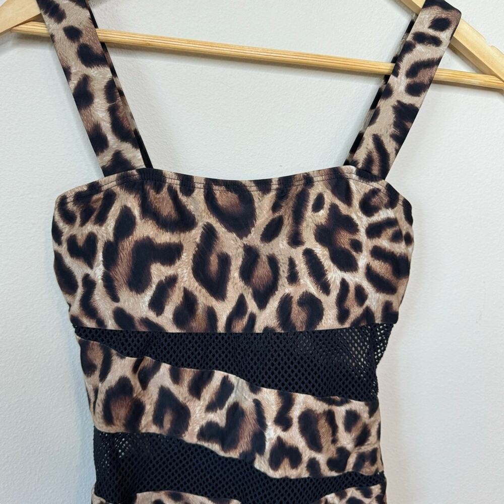 Carmen Marc Valvo NWOT Leopard Mesh One Piece Swimsuit Size 6 - Picture 6 of 6